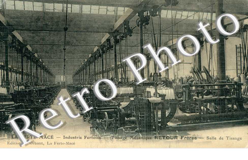 Tissage mecanique Retour Freres - salle de tissage