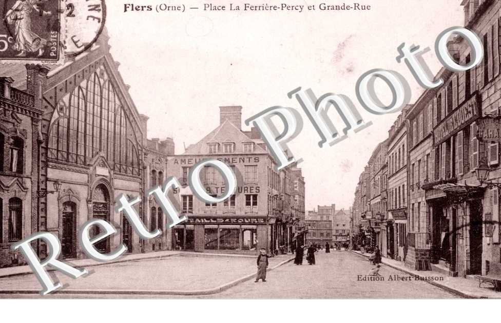 Place de La Ferriere Percy et Grande Rue