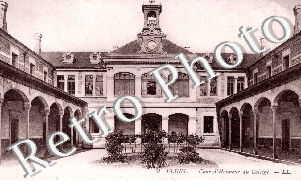 Cour d'Honneur du college