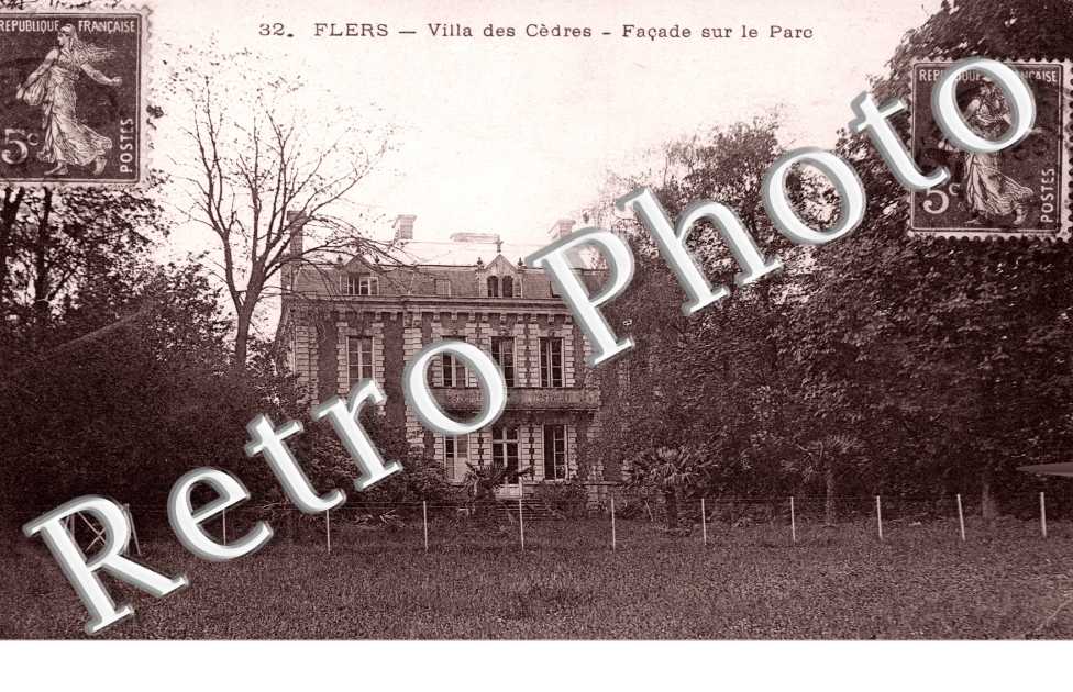 Villa des Cedres  Facade sur le parc