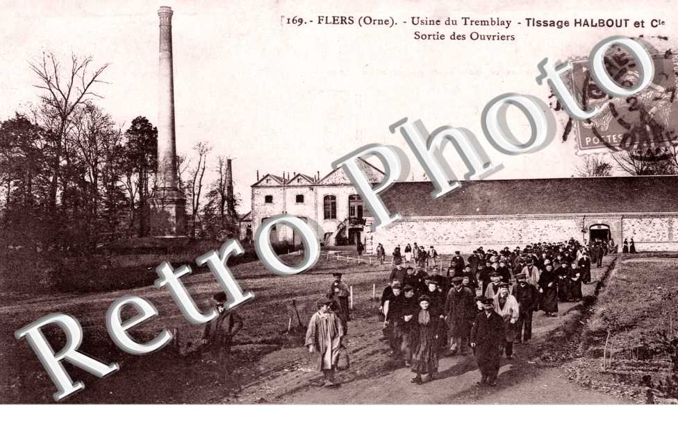 Usine du Tremblay, Tissage Halbout et Compagnie, Sortie des Ouvriers