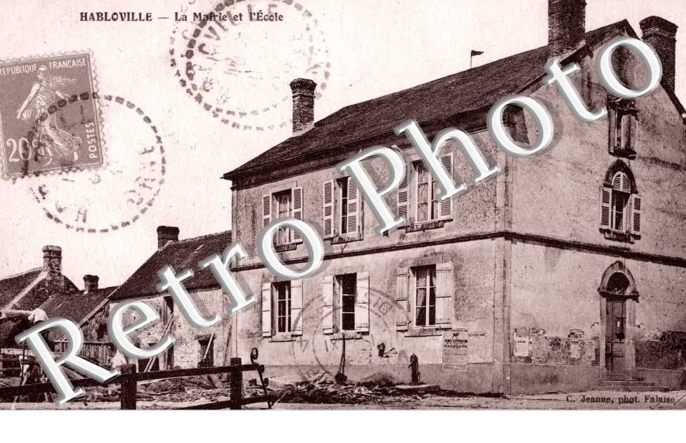 la Mairie et l'Ecole