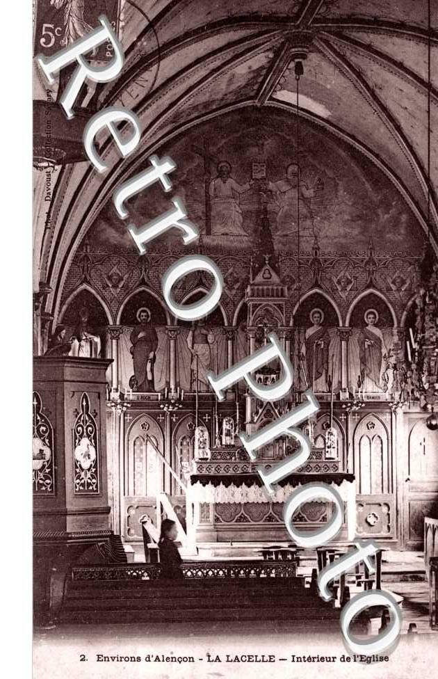 Interieur de l'eglise