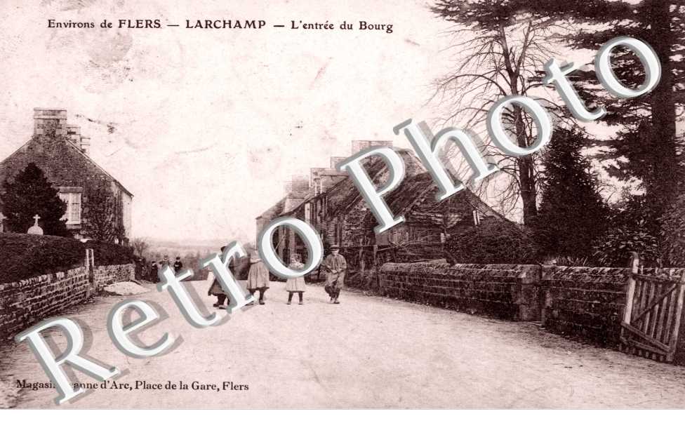 L'Entree du Bourg