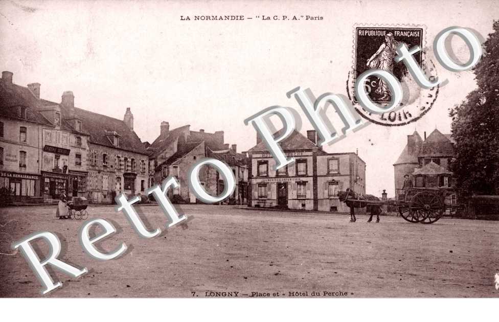 Place et Hotel du Perche