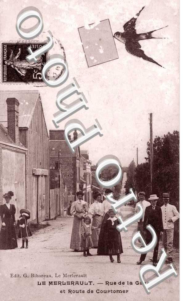 Rue de la gare et Route de Courtomer
