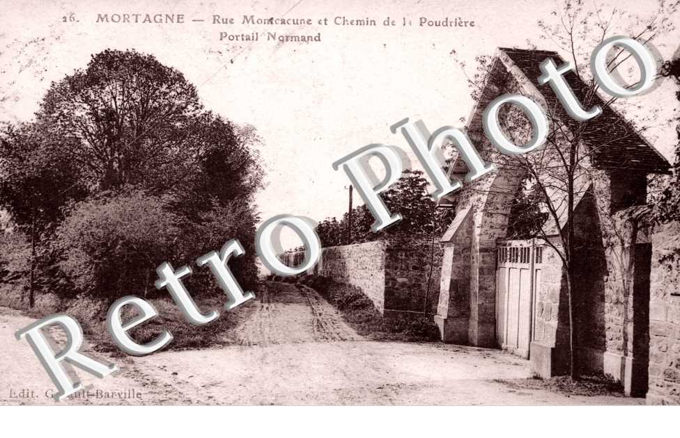 Rue Montcacune et Chemin de la Poudriere, Portail Normand