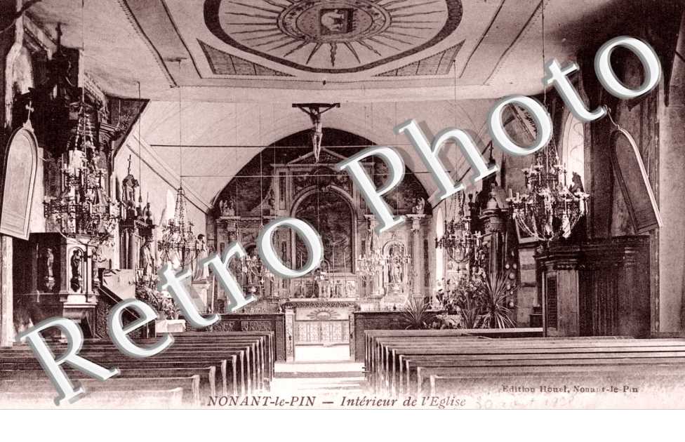 interieur de l'eglise
