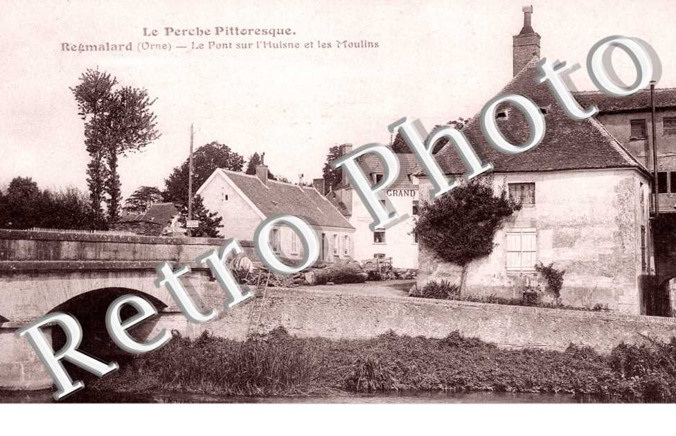 le Pont sur l'Huisne et les Moulins