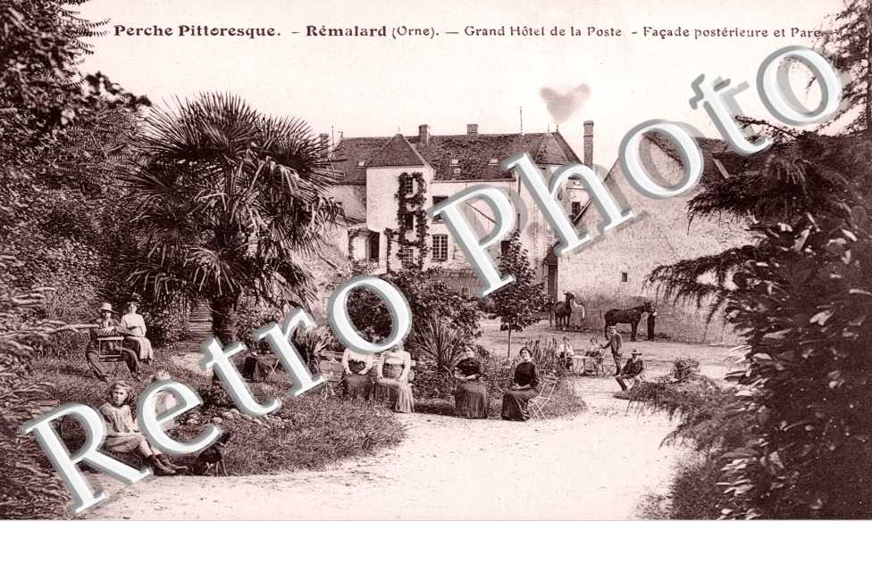 grand hotel de la poste - facade posterieure et parc