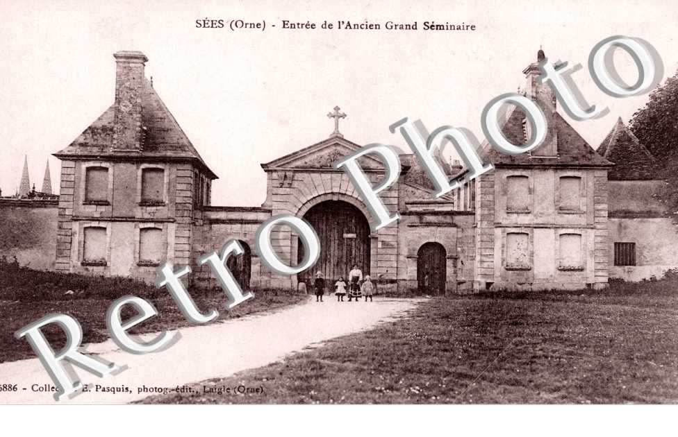 entree de l'Ancien Grand Seminaire