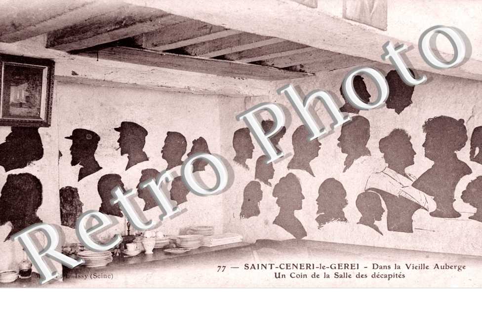 dans la vieille auberge - un coin de la salle des decapites