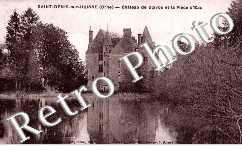 Le Château de Blavou et la Pièce d'Eau