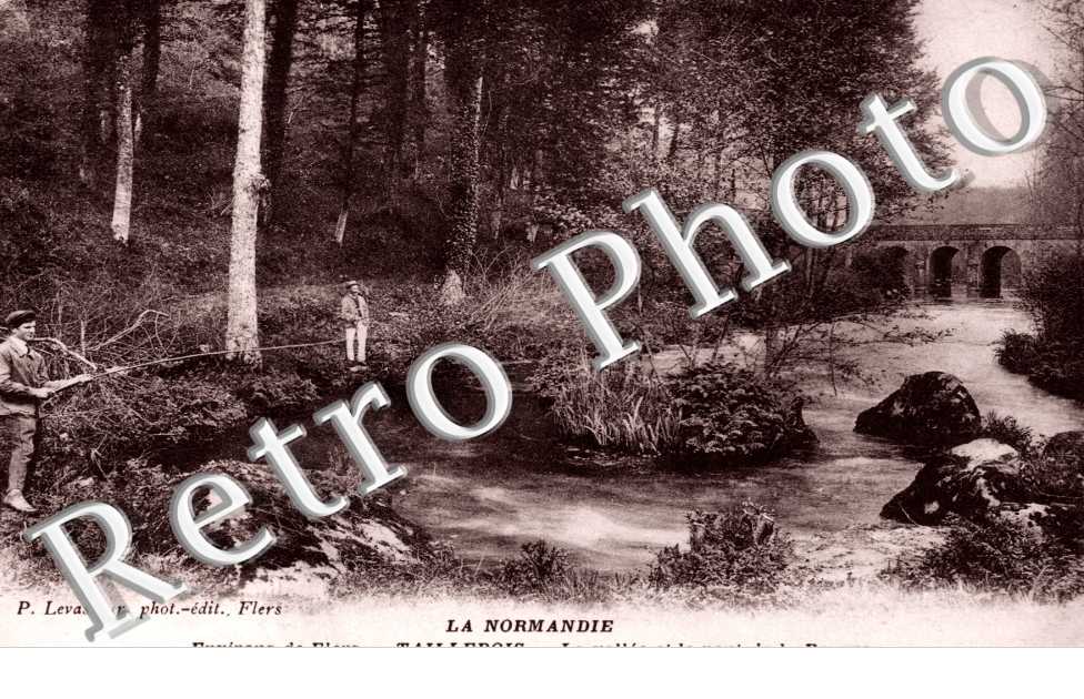 la Vallee et le Pont de la Rouvre