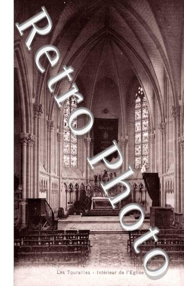 Interieur de l'eglise