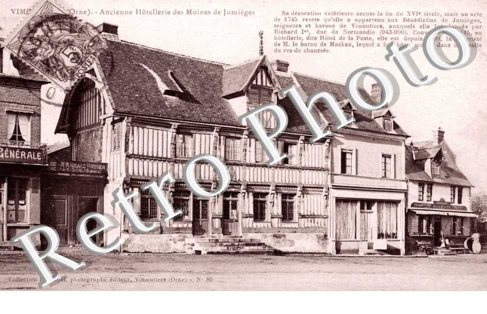 Ancienne Hostellerie des Moines de Jumieges  Actuellement le musee et la Caisse d'Epargne