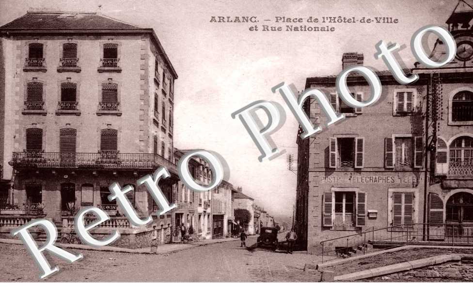 la Place de l'Hotel-de-Ville et la Rue Nationale