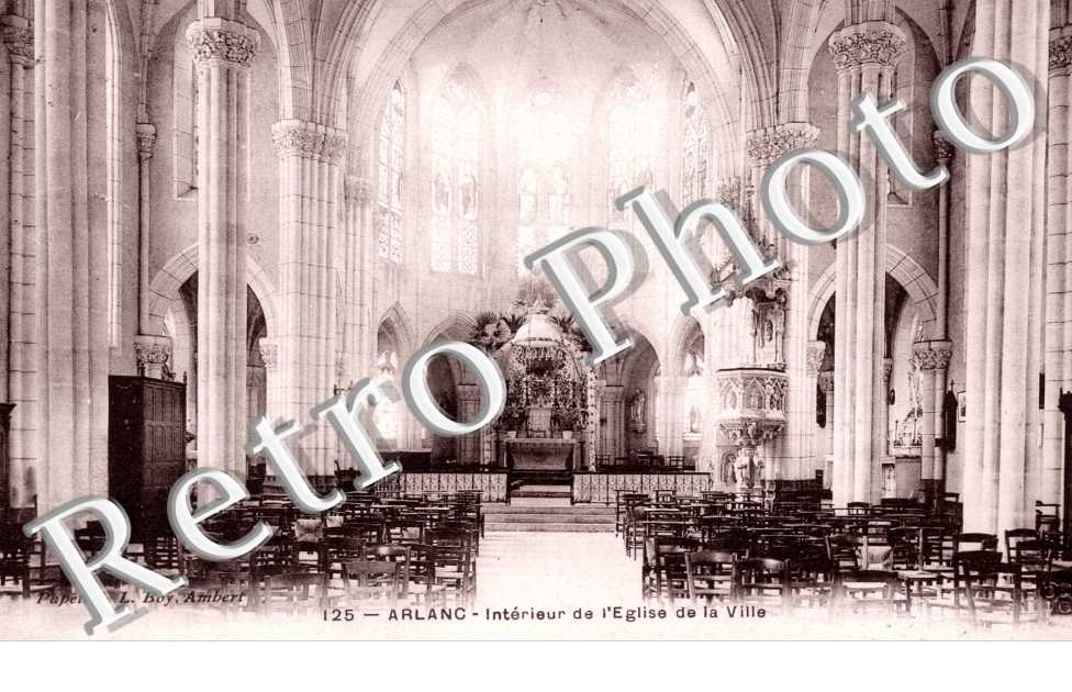 Interieur de l'eglise