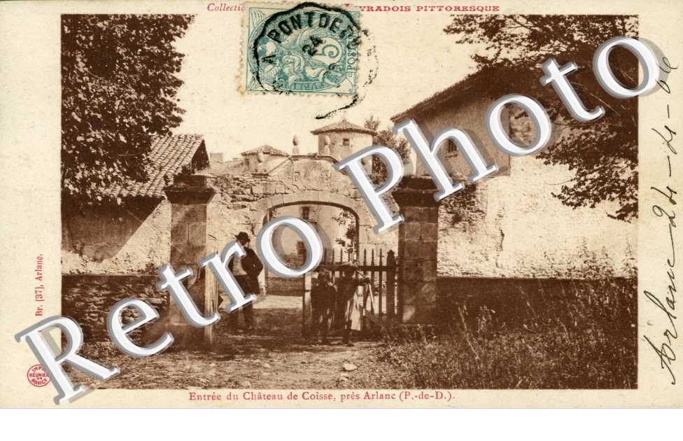 Entree du chateau de Coisse