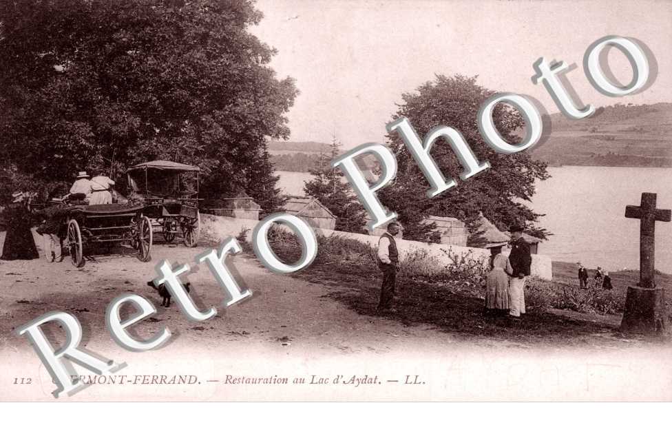 Restauration au Lac