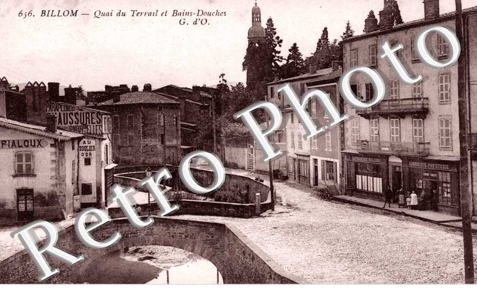 Quai du Terrain et Bains-Douches