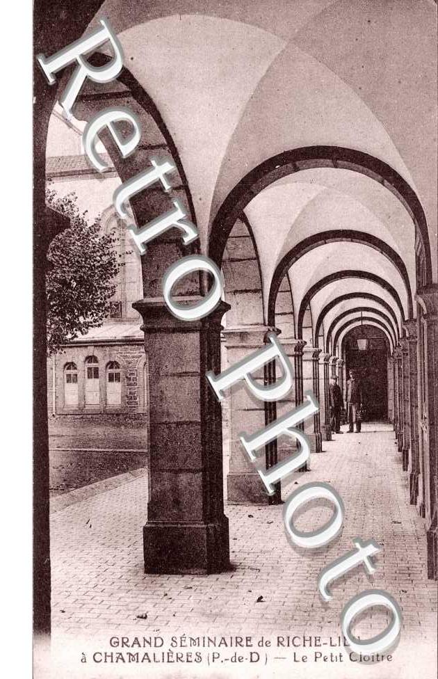 Grand Seminaire de Riche Lieu, le Petit Cloitre