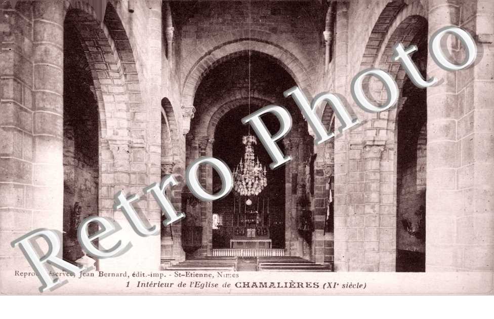 Interieur de l'eglise