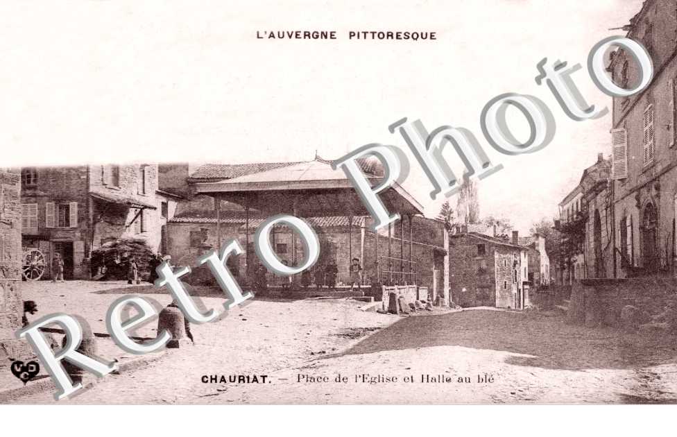 Place de l'Eglise et Halle au Ble