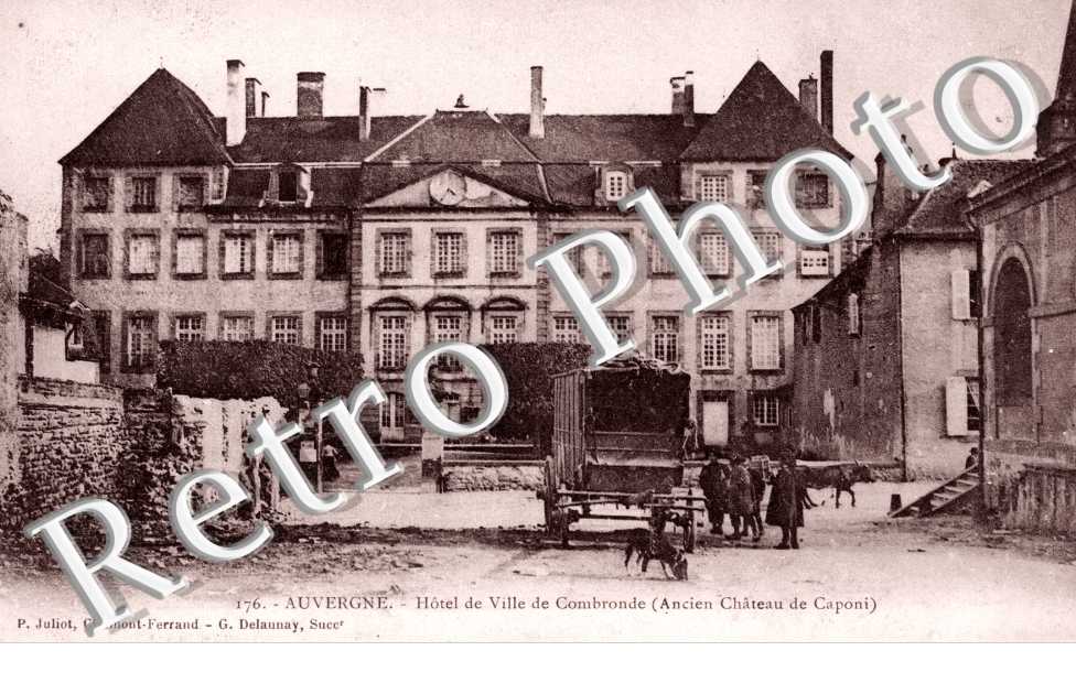 Hotel de Ville de Combronde (Ancien Chateau de Caponi)
