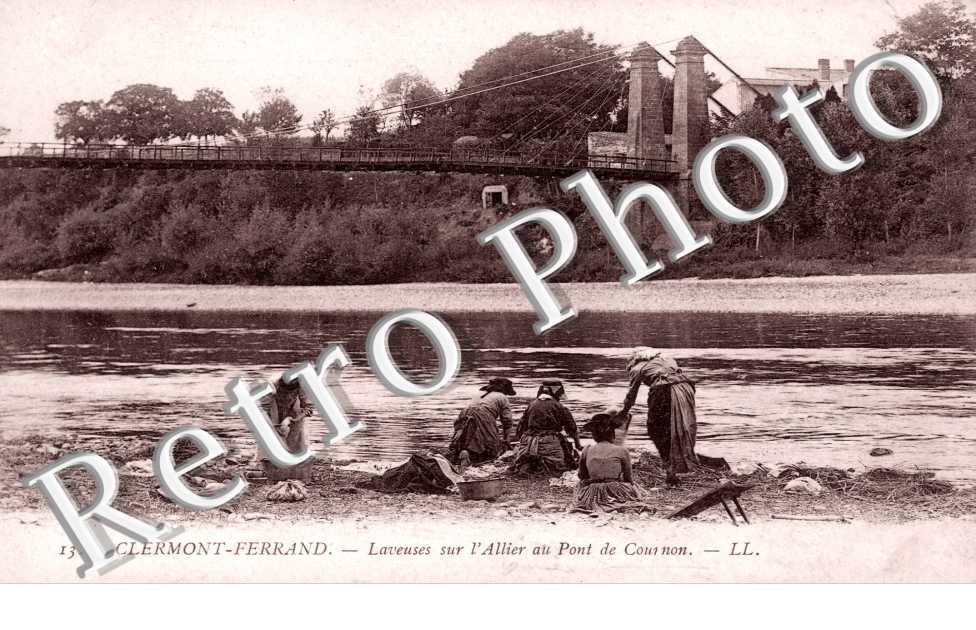 Laveuses sur l'Allier au Pont de Cournon