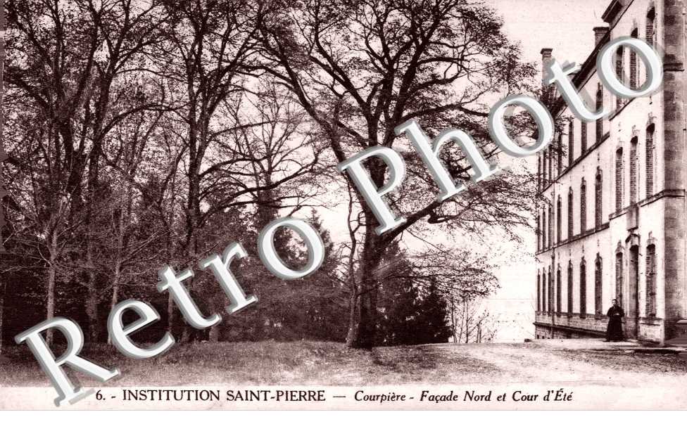 Institution Saint Pierre - cour d'ete