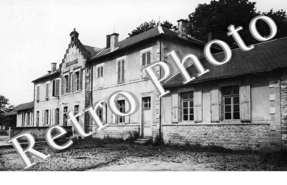 Groupe Scolaire et la Mairie