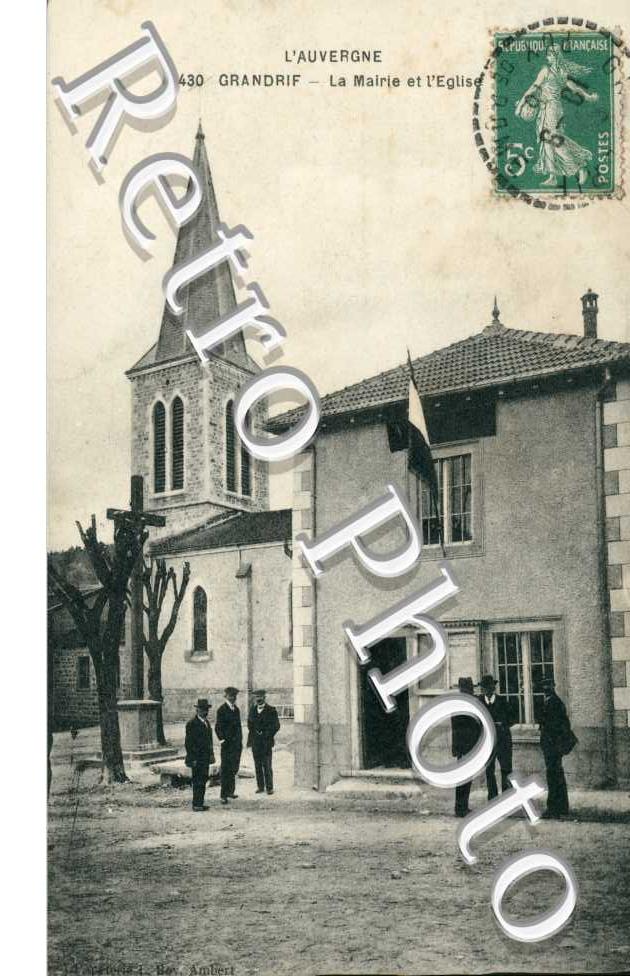 la Mairie et l'Eglise