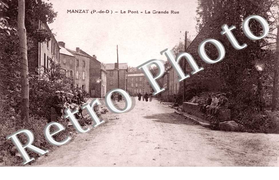le Pont, la Grande Rue