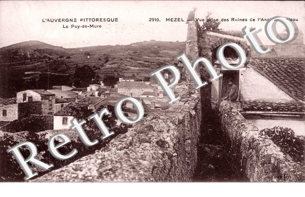 Vue prise des Ruines de l'Ancien Chateau