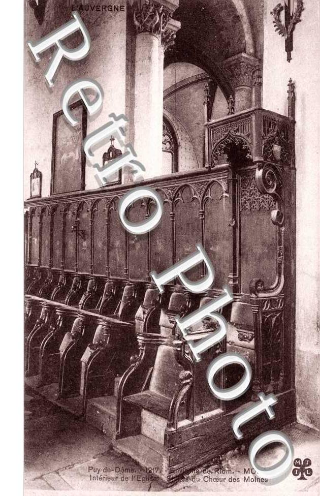 interieur de l'eglise