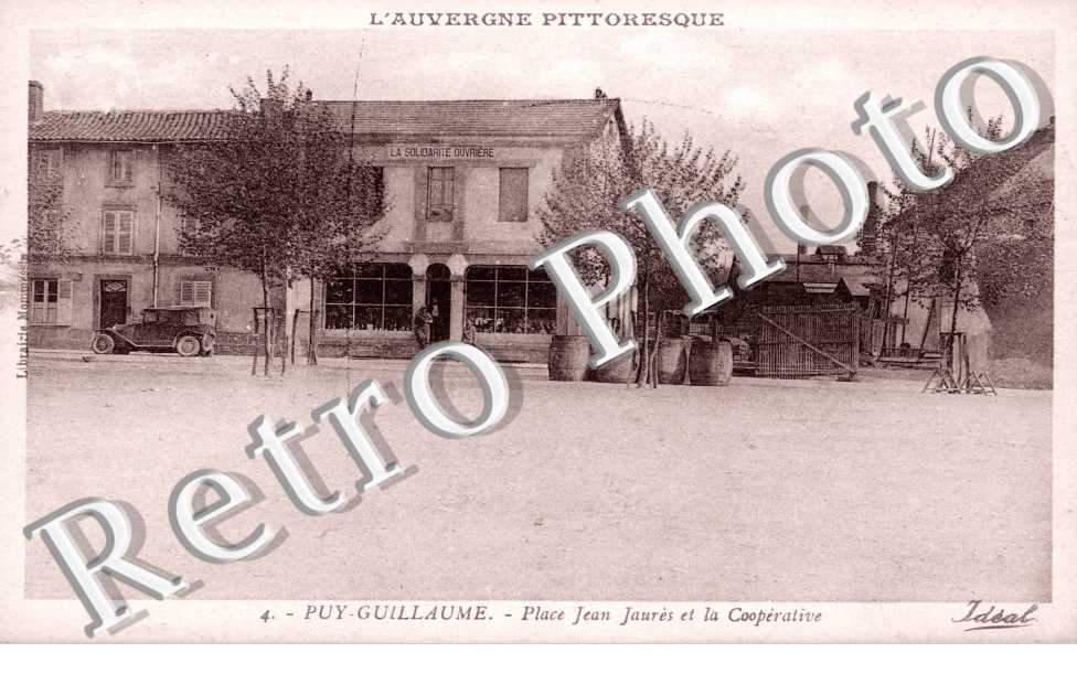 la Place Jean Jaures et la Cooperative
