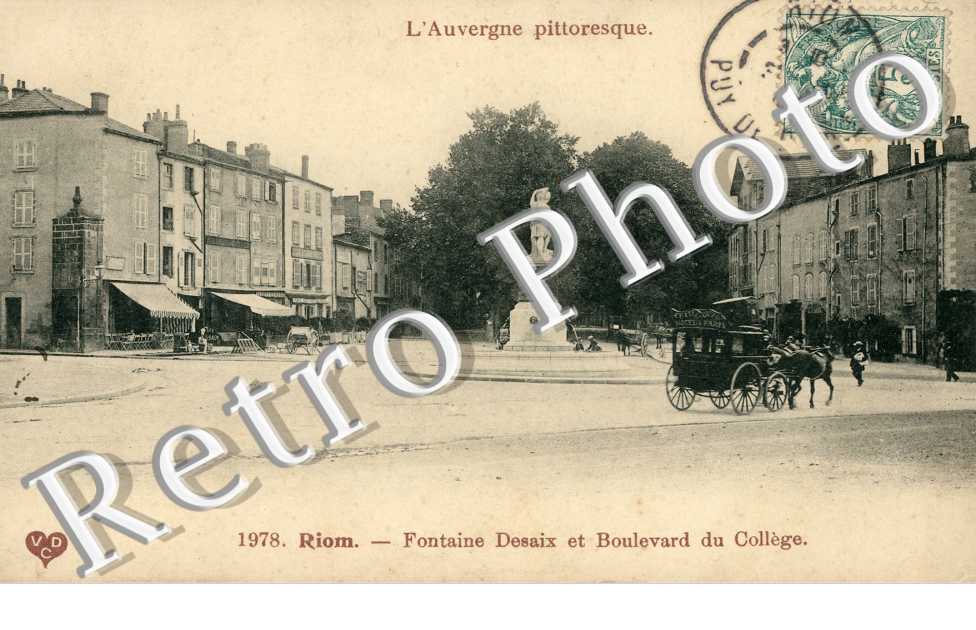 Fontaine Desaix et Boulevard du College
