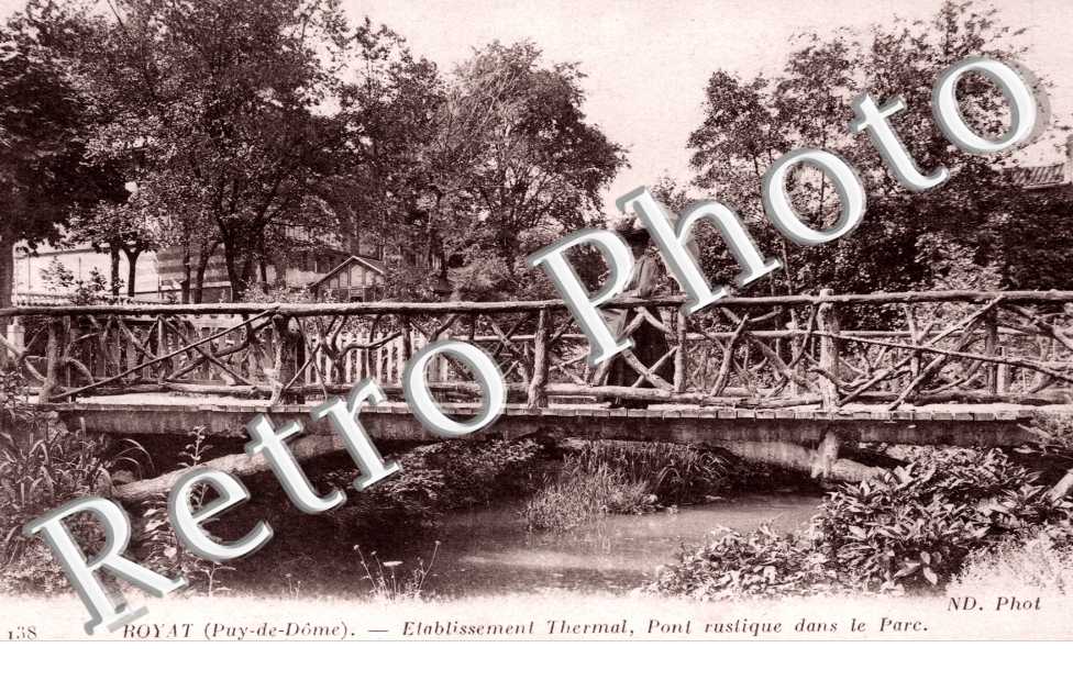Etablissement Thermal - Pont Rustique dans le Parc