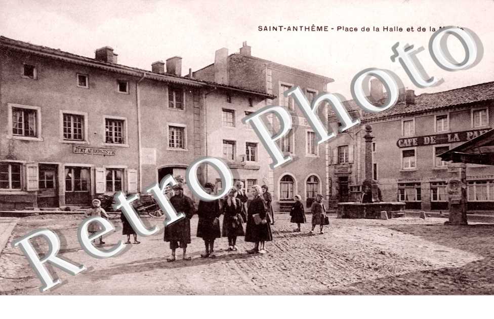 Place de la halle et de la mairie