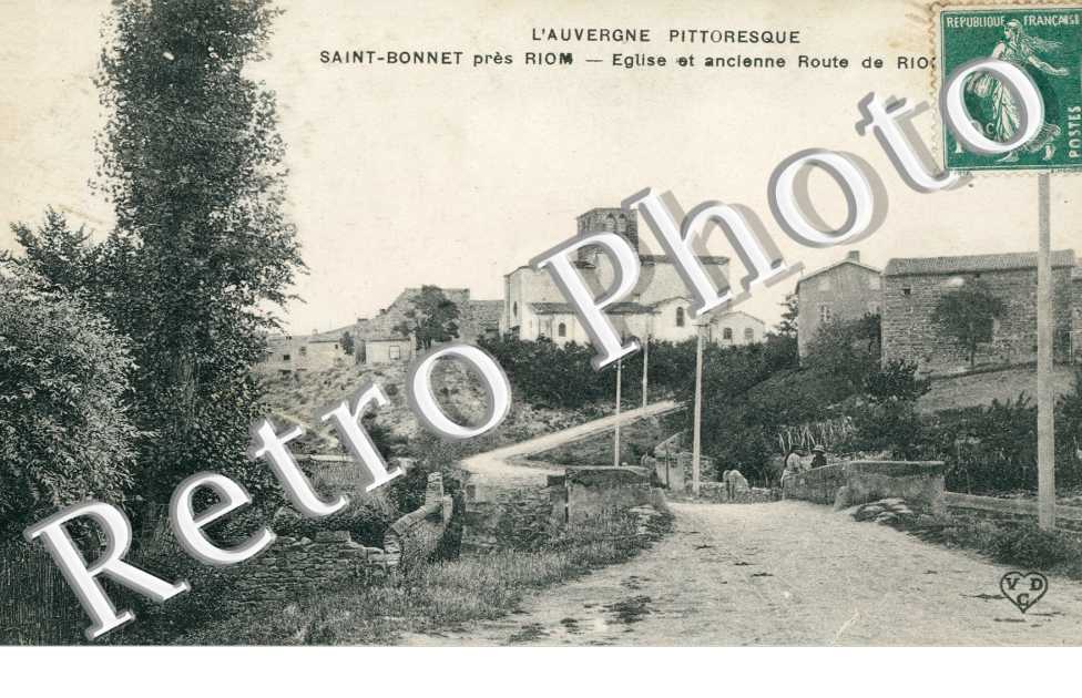 Eglise et ancienne Route de Riom