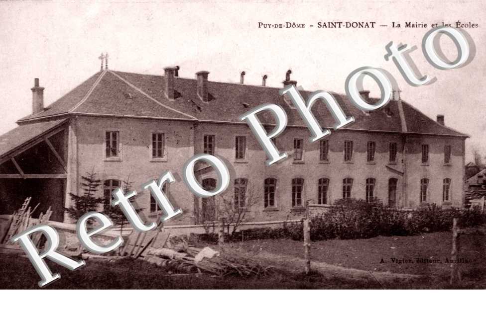 la mairie et les ecoles