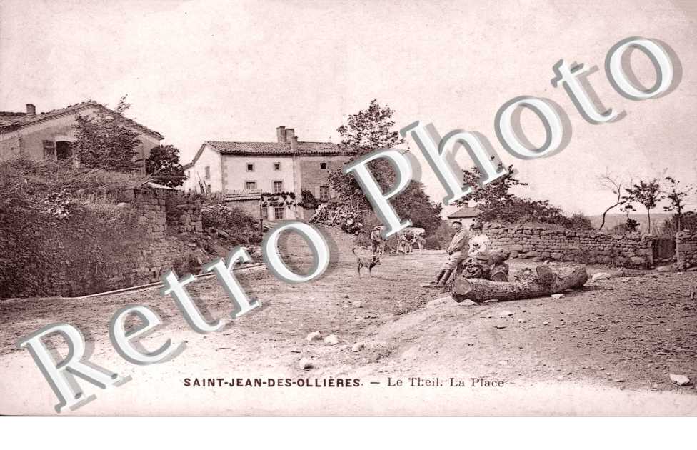 le Theil, la Place