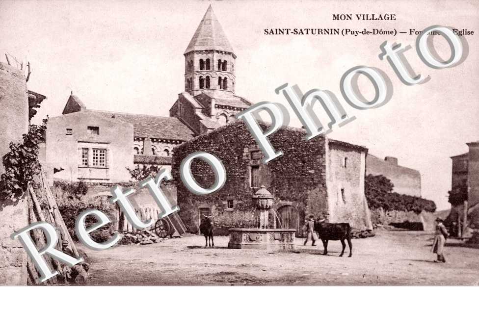 Fontaine et eglise
