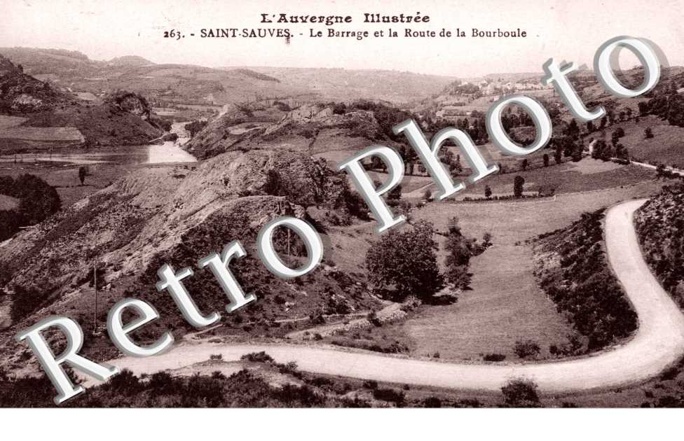 le barrage et la route de la Bourboule
