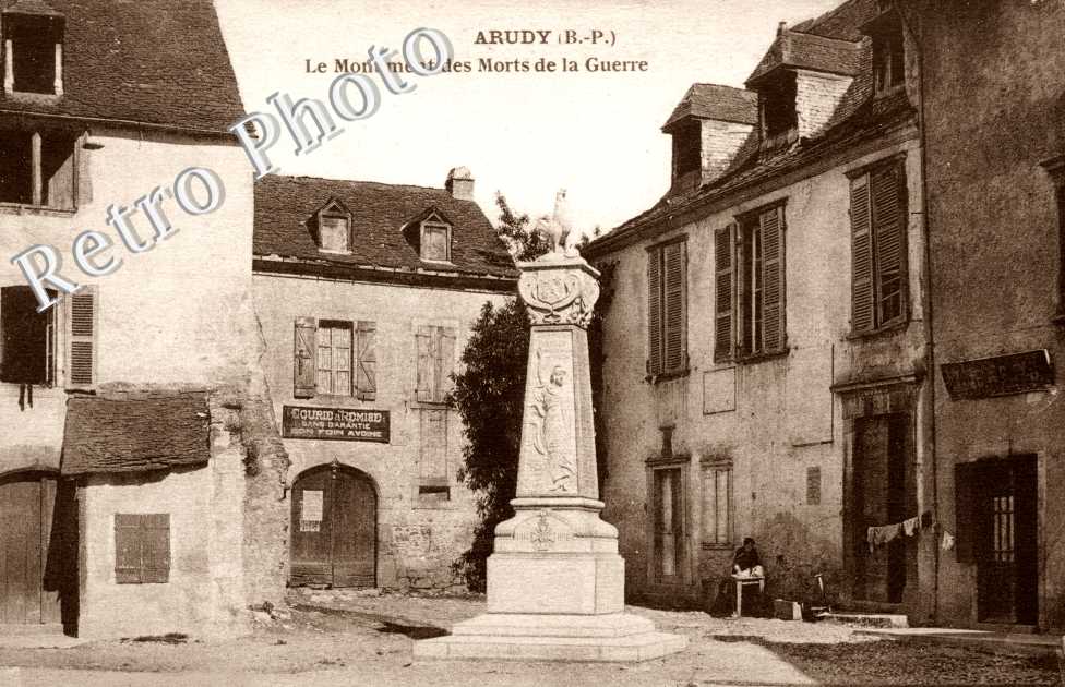 Le monument des morts de la guerre