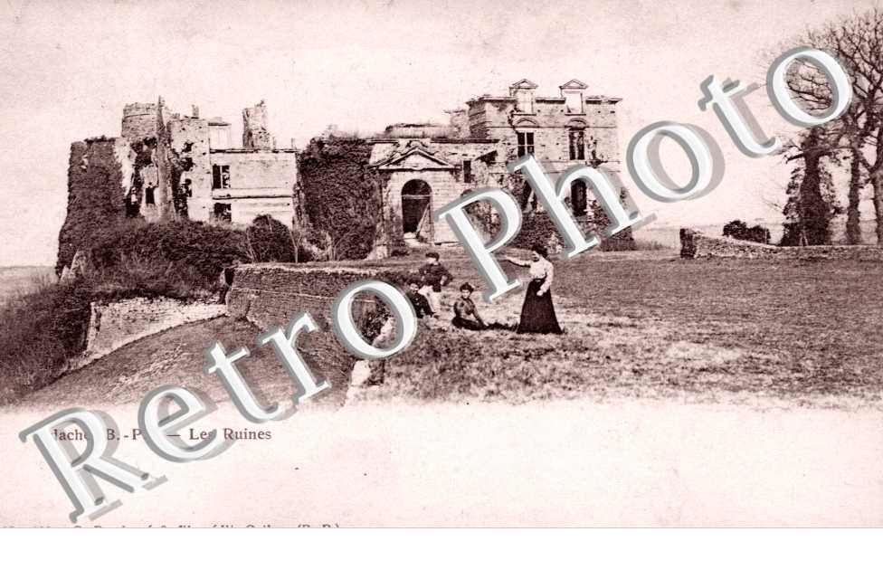 Les Ruines du Chateau
