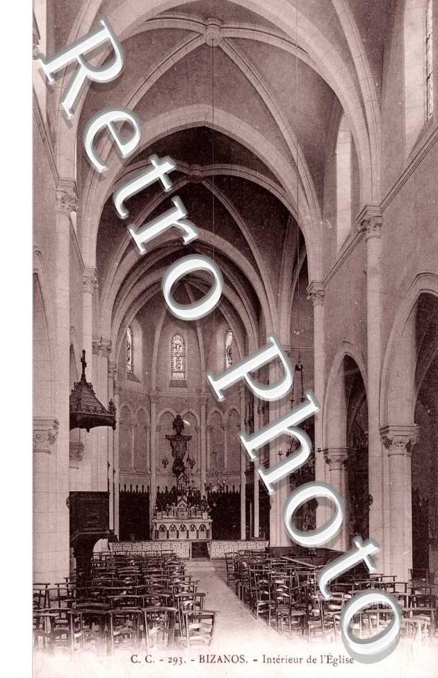 Interieur de l'eglise