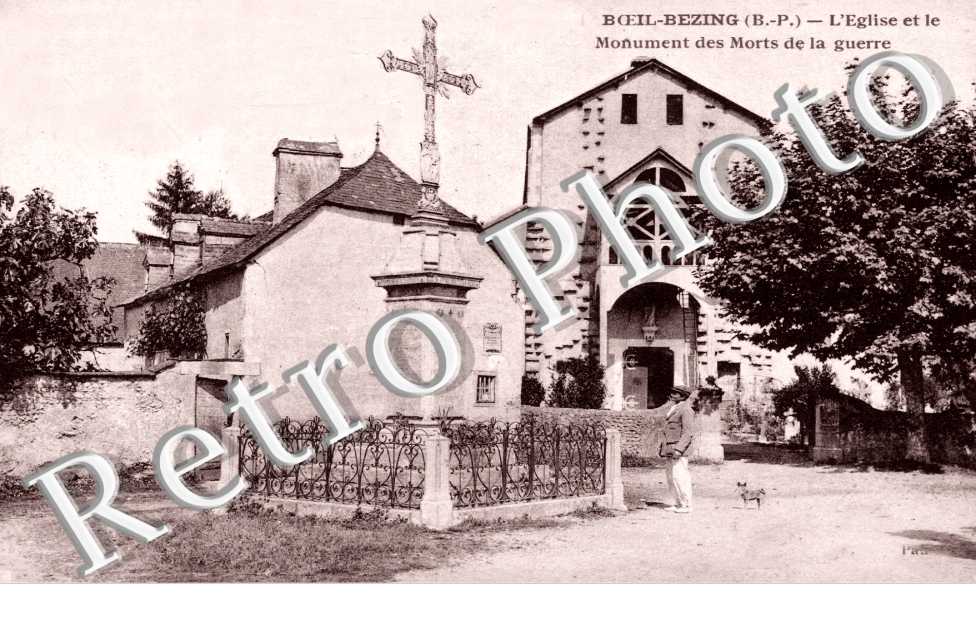 L'eglise et le monument aux morts