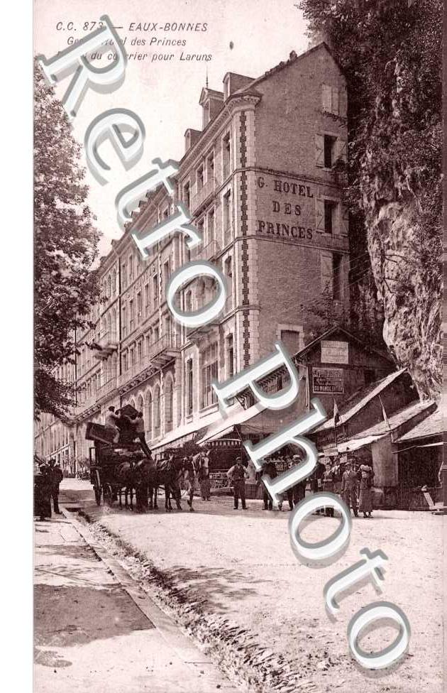 Grand Hotel des Prines - Le Depart du Courrier